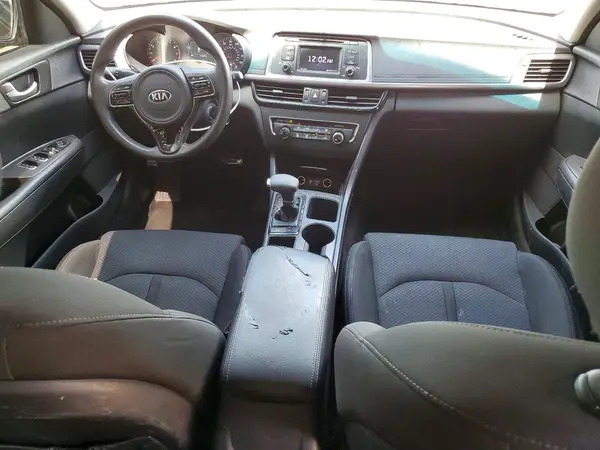 5XXGT4L30GG028635 2016 KIA OPTIMA - Image 8