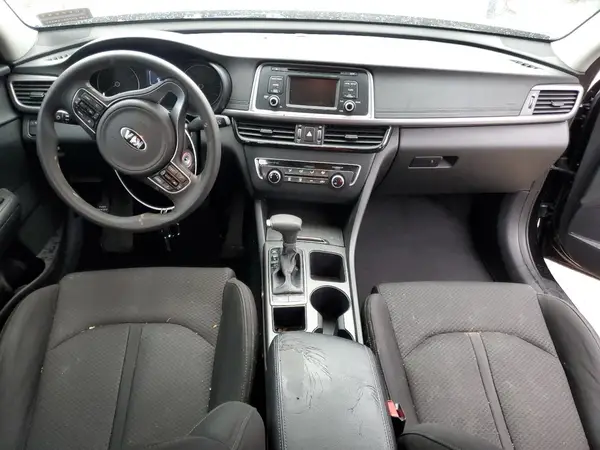 5XXGT4L30GG029042 2016 KIA OPTIMA - Image 8