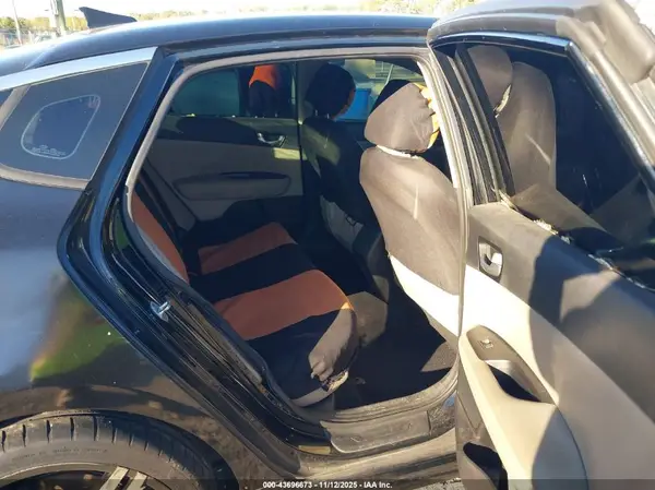 5XXGT4L30GG029140 2016 KIA OPTIMA - Image 8