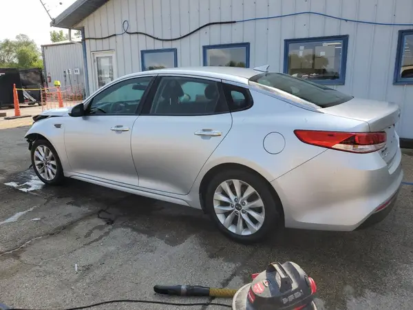5XXGT4L30GG038243 2016 KIA OPTIMA - Image 2