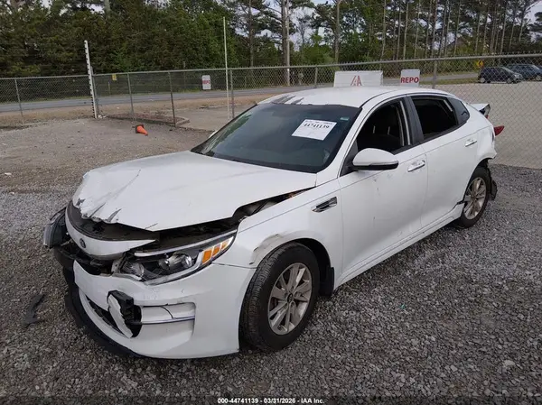 5XXGT4L30GG038615 2016 KIA OPTIMA - Image 2