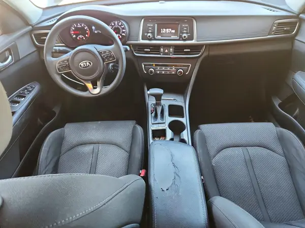 5XXGT4L30GG039084 2016 KIA OPTIMA - Image 8