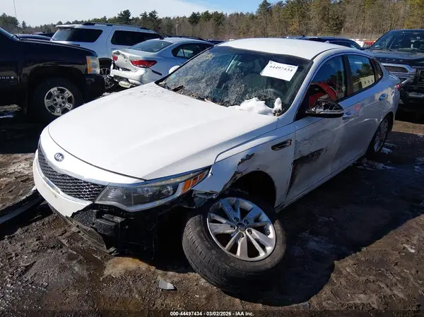 5XXGT4L30GG039828 2016 KIA OPTIMA - Image 2