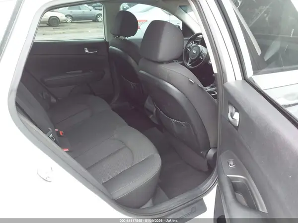 5XXGT4L30GG040610 2016 KIA OPTIMA - Image 8