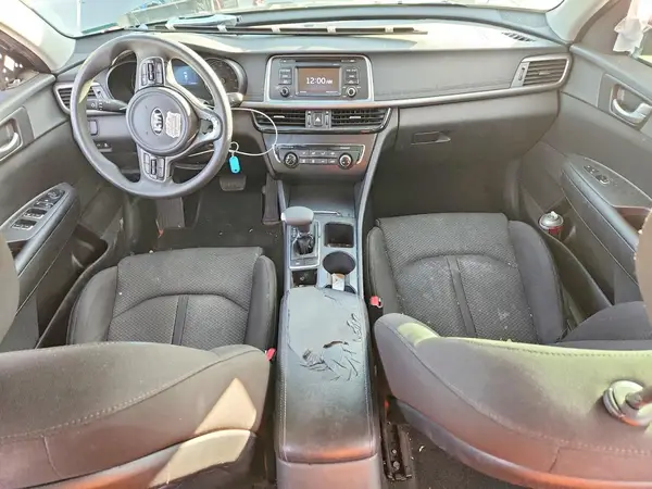 5XXGT4L30GG045404 2016 KIA OPTIMA - Image 8