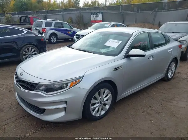 5XXGT4L30GG046245 2016 KIA OPTIMA - Image 2