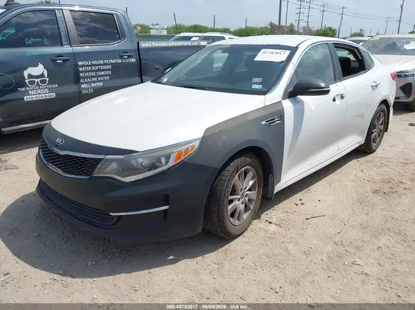 5XXGT4L30GG049226 2016 KIA OPTIMA - Image 2