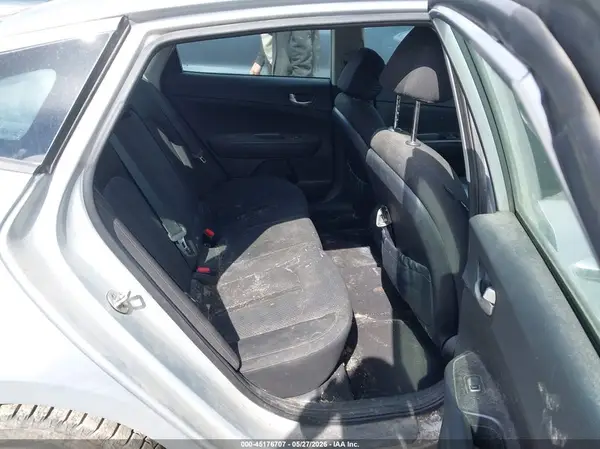 5XXGT4L30GG055639 2016 KIA OPTIMA - Image 8