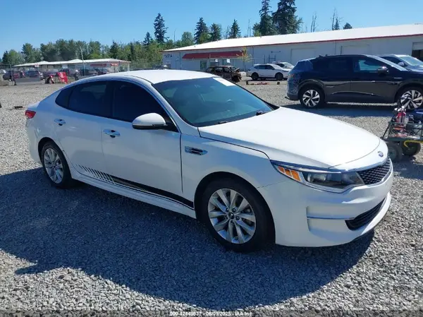 5XXGT4L30GG059268 2016 KIA OPTIMA - Image 1