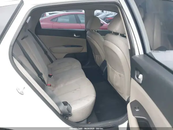 5XXGT4L30GG060095 2016 KIA OPTIMA - Image 8