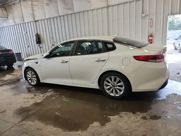 5XXGT4L30GG060680 2016 KIA OPTIMA - Image 2