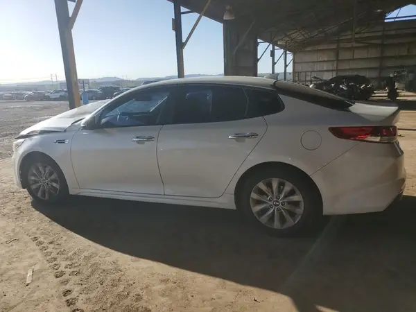 5XXGT4L30GG060730 2016 KIA OPTIMA - Image 2