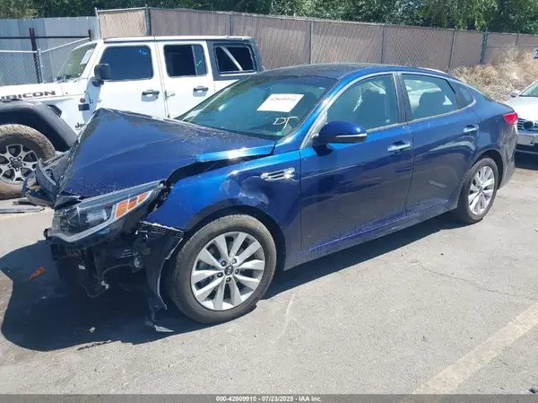 5XXGT4L30GG061019 2016 KIA OPTIMA - Image 2