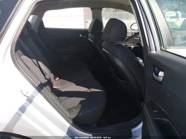 5XXGT4L30GG069329 2016 KIA OPTIMA - Image 8