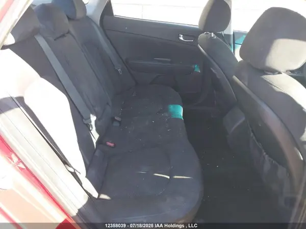 5XXGT4L30GG072179 2016 KIA OPTIMA - Image 8