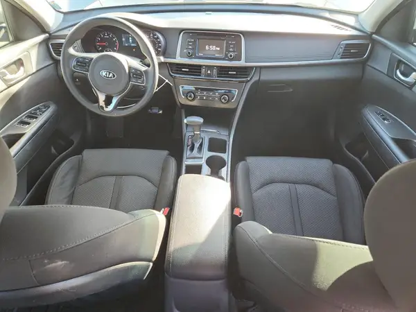5XXGT4L30GG072781 2016 KIA OPTIMA - Image 8
