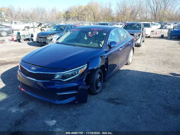 5XXGT4L30GG073056 2016 KIA OPTIMA - Image 2