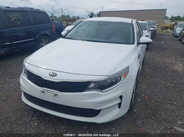 5XXGT4L30GG073963 2016 KIA OPTIMA - Image 2