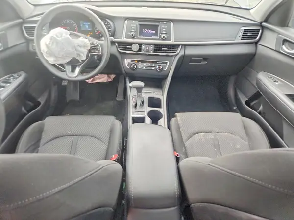 5XXGT4L30GG076104 2016 KIA OPTIMA - Image 8