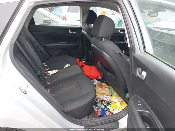 5XXGT4L30GG076765 2016 KIA OPTIMA - Image 8