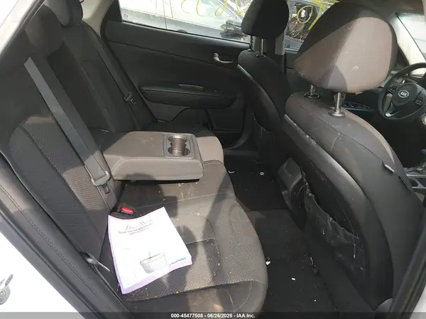 5XXGT4L30GG085952 2016 KIA OPTIMA - Image 8