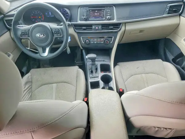 5XXGT4L30GG093579 2016 KIA OPTIMA - Image 8