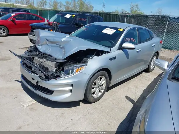 5XXGT4L30GG093775 2016 KIA OPTIMA - Image 2