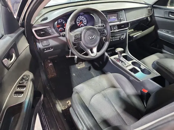 5XXGT4L30GG097440 2016 KIA OPTIMA - Image 8
