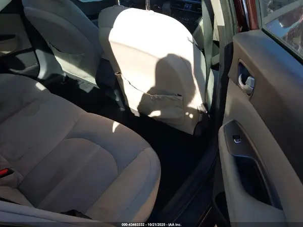 5XXGT4L30GG102829 2016 KIA OPTIMA - Image 8