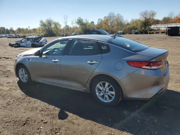 5XXGT4L30GG104595 2016 KIA OPTIMA - Image 2