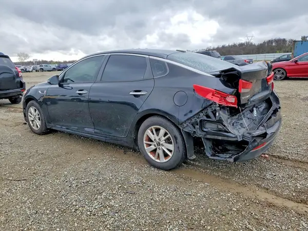 5XXGT4L30GG109702 2016 KIA OPTIMA - Image 2