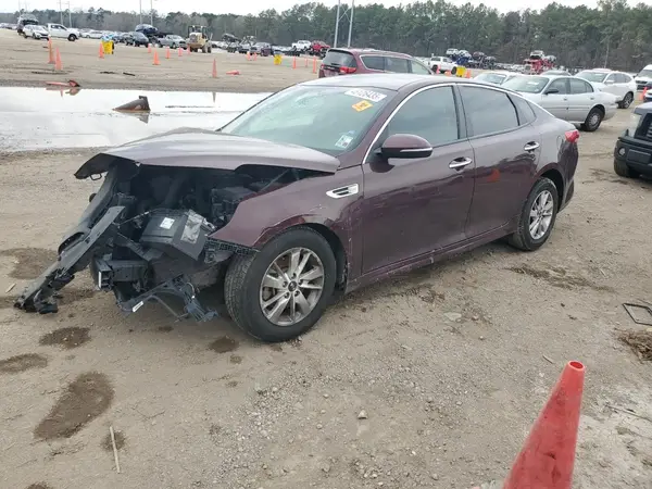 5XXGT4L30GG110588 2016 KIA OPTIMA - Image 1