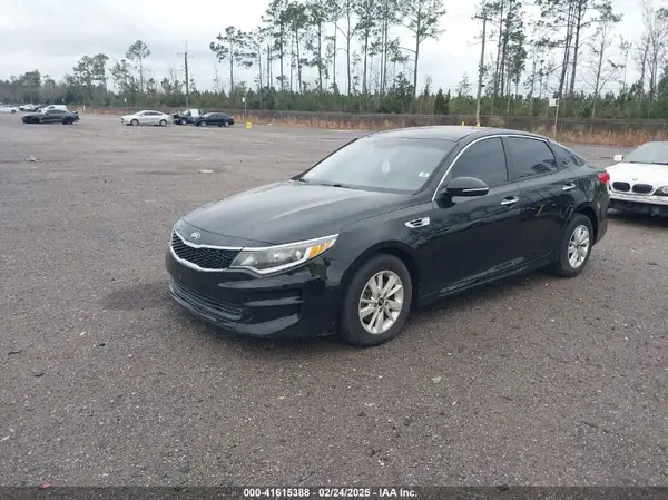 5XXGT4L30GG111711 2016 KIA OPTIMA - Image 2