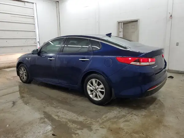 5XXGT4L30HG122063 2017 KIA OPTIMA - Image 2
