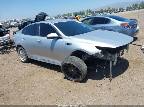 5XXGT4L30HG122869 2017 KIA OPTIMA - Image 1