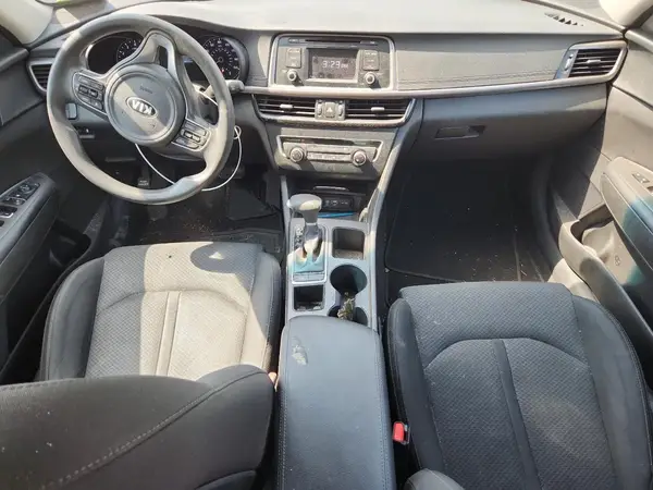 5XXGT4L30HG123150 2017 KIA OPTIMA - Image 8
