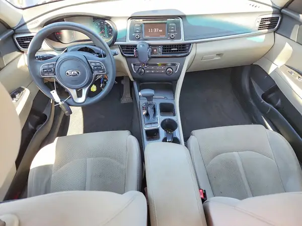 5XXGT4L30HG123200 2017 KIA OPTIMA - Image 8