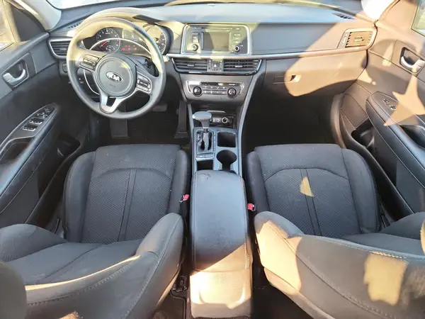5XXGT4L30HG125187 2017 KIA OPTIMA - Image 8