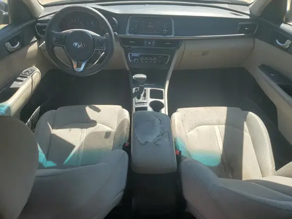 5XXGT4L30HG125707 2017 KIA OPTIMA - Image 8