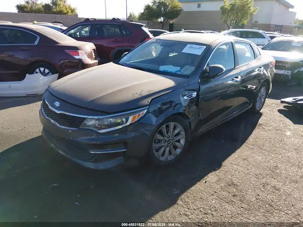 5XXGT4L30HG131135 2017 KIA OPTIMA - Image 2