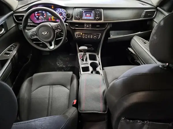 5XXGT4L30HG133175 2017 KIA OPTIMA - Image 8
