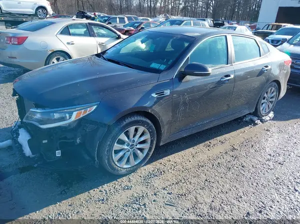 5XXGT4L30HG133354 2017 KIA OPTIMA - Image 2