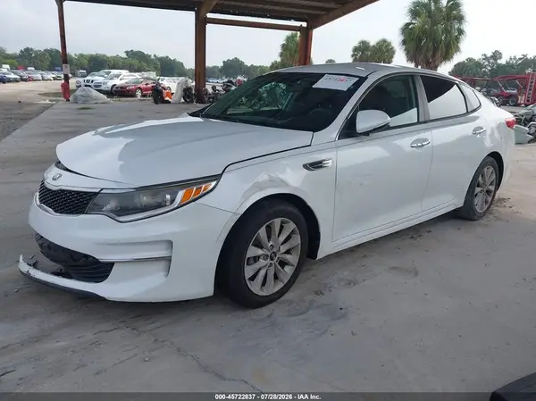 5XXGT4L30HG133631 2017 KIA OPTIMA - Image 2