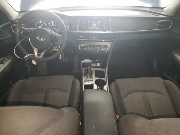 5XXGT4L30HG134746 2017 KIA OPTIMA - Image 8