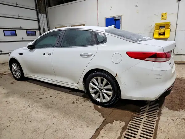 5XXGT4L30HG139073 2017 KIA OPTIMA - Image 2