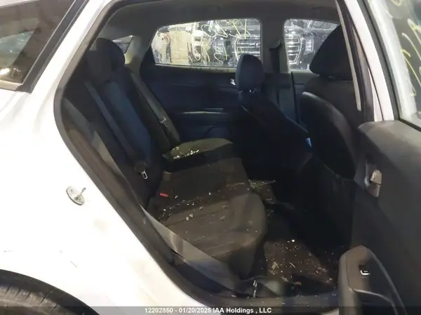 5XXGT4L30HG139672 2017 KIA OPTIMA - Image 8