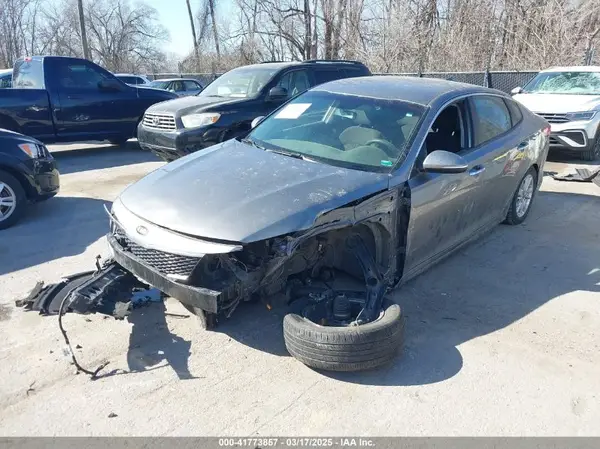 5XXGT4L30HG145178 2017 KIA OPTIMA - Image 2