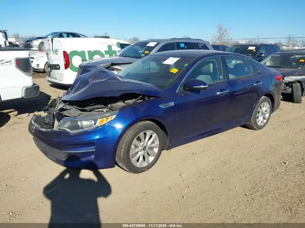 5XXGT4L30HG146461 2017 KIA OPTIMA - Image 2