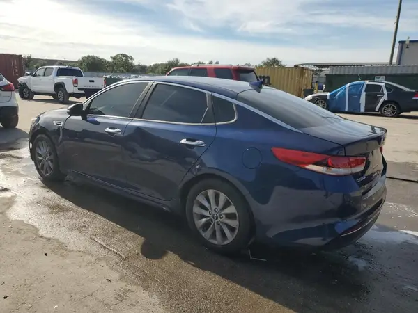 5XXGT4L30HG146489 2017 KIA OPTIMA - Image 2