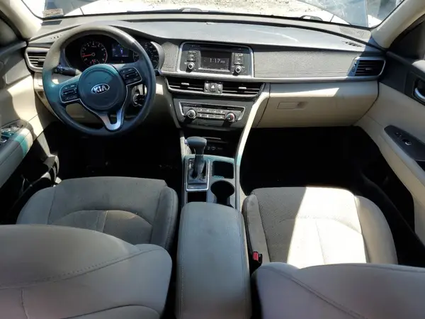 5XXGT4L30HG147593 2017 KIA OPTIMA - Image 8